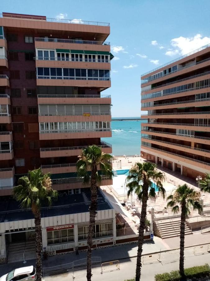 Apartamento Con Buena Vista Apartman Torrevieja Kültér fotó