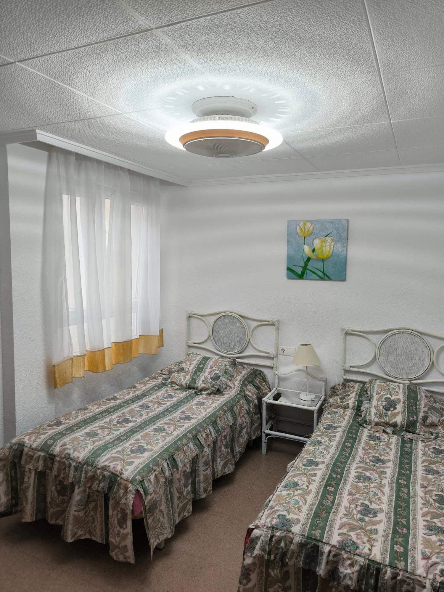 Apartamento Con Buena Vista Apartman Torrevieja Kültér fotó